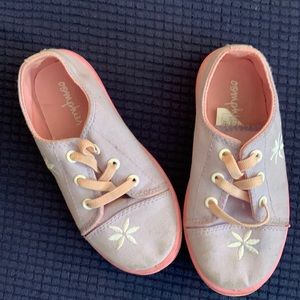 Oomphies Girls Embroidered Sneaker